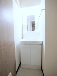 マッシモフェミニール菊水【2階】の内装