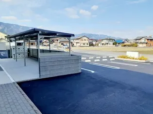 サン・ガーデンB【2階】の地図