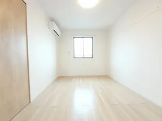 サン・ガーデンB【2階】の内装