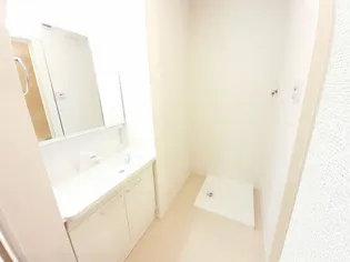 サン・ガーデンB【2階】の内装