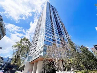 白金ザ・スカイ東棟【19階】の外観