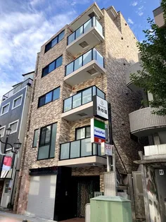 東京都中野区中野2【マンション】の外観