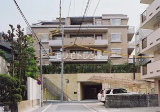 クレッセント戸山夏目坂【4階】の外観