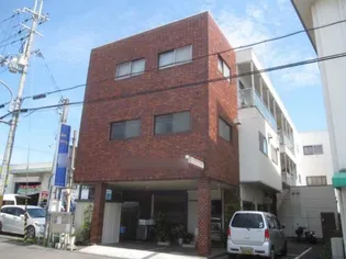 レインボーマンション中山【3階】の外観