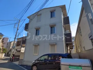 Clochette【1階】の外観