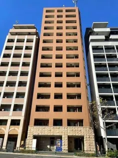 東京都新宿区市谷仲之町【マンション】の外観