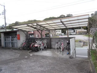 イーストハイツ【1階】の地図