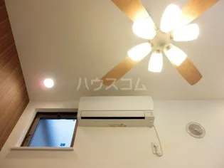 グランステート上名古屋の居間