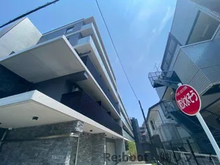 千葉県市川市田尻5【マンション】の外観