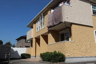 コモド・ジャルダン【2階】の外観