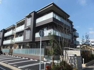 ヴァンルース【2階】の外観