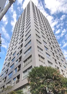 東京都港区三田1【マンション】の外観