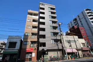 壱番館【4階】の外観