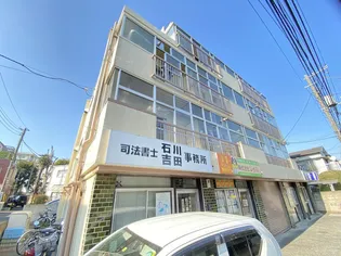 セブンスターズマンション【2階】の外観