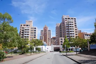 兵庫県三田市学園3【マンション】の外観