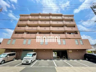 ミリオネア【3階】の外観