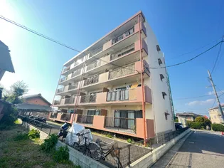 ハイツ北外山【1階】の外観