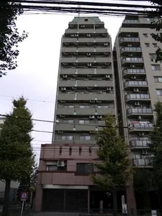 ロイヤルグリーン本郷【4階】の外観