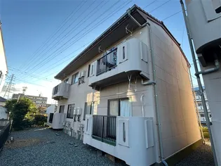 ラージヒルA【1階】の外観