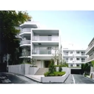 エルスタンザ赤坂【2階】の外観