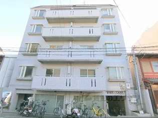 ホワイトクレステ【1階】の外観