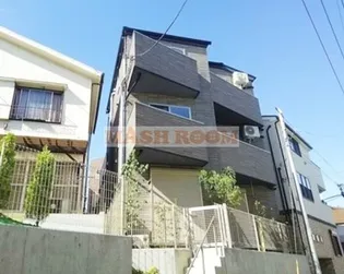 東京都中野区本町5【アパート】の外観