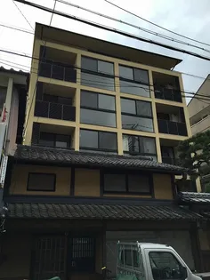 ヴィラスタジオーネ御所南【2階】の外観