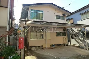 石渡荘【2階】の外観