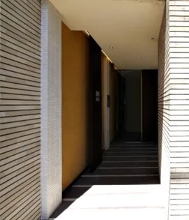 東京都千代田区外神田2【マンション】の外観