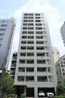 東京都新宿区住吉町【マンション】の外観