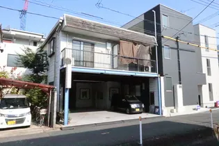 ラッキーハウス 南棟【2階】の外観