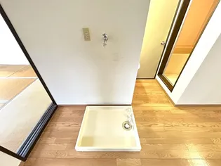 プラザボヌール【1階】の内装