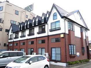 ホワイトキャッスル宮千代ビレジC棟【1階】の外観