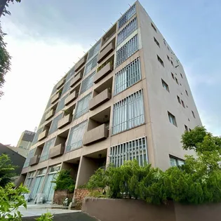 田園メイゾン【4階】の外観