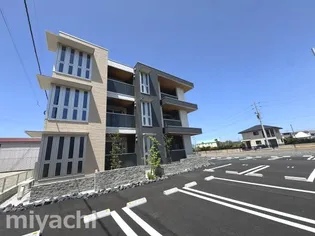 ドゥ・アムール【3階】の外観