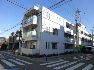 クレッセント【2階】の外観