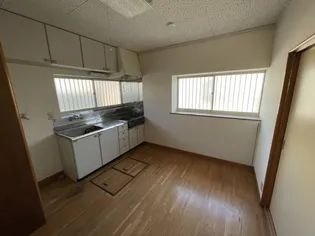 石井コーポ【2階】の居間