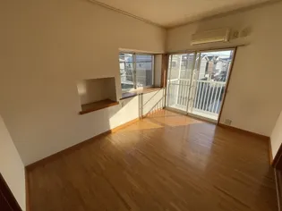 石井コーポ【2階】の居間