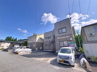 Twincle【1階】の外観