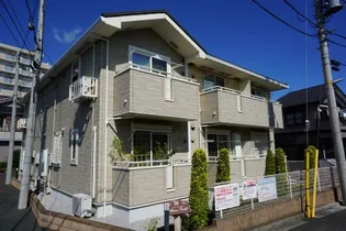 パインフィールド【1階】の外観