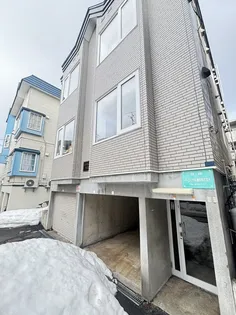 ロイヤルコート学園前の画像