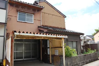 富山県高岡市西町【一戸建】の外観