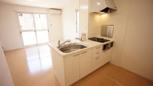 ファーストスクエア C101【1階】のキッチン