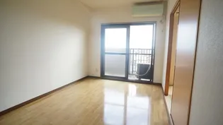 ア・ラ・モード21【4階】の居間