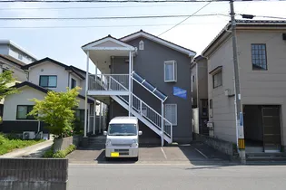 ユング【2階】の外観