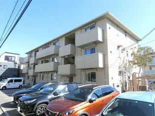 ファミール玉木【3階】の外観