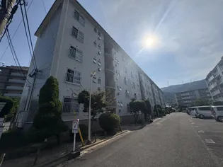 水無瀬青葉ハイツ12号棟の画像