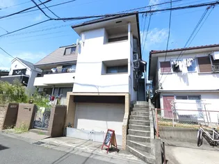 メゾンアザレ【3階】の外観