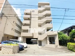 フェアリーテイル【2階】の外観