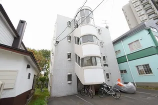 ハイツラークヒルズの画像